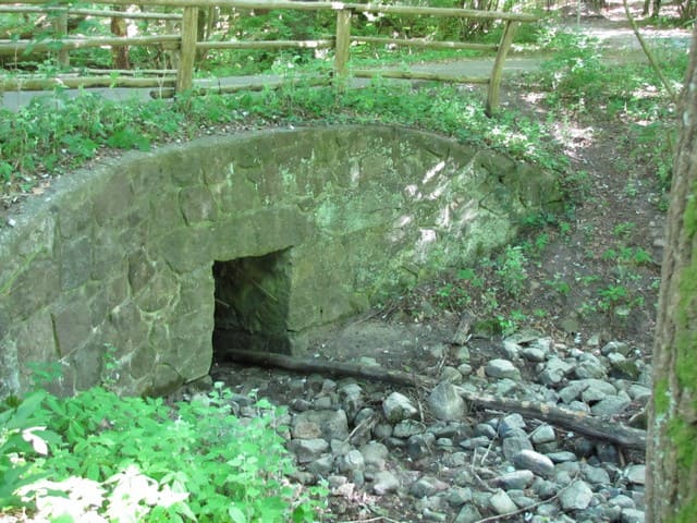 Brücke über den Nettelgraben