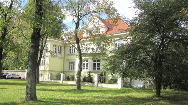 Schäferhaus Ladeburg, Pflege- und Therapieeinrichtung
