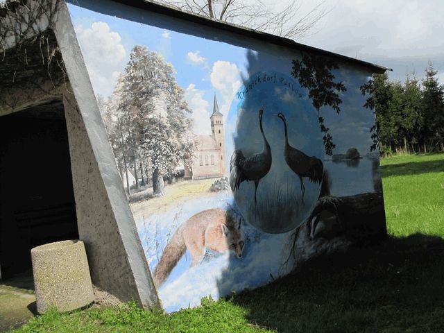 Malerei an der Haltestelle