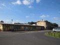 Bahnhof und Bibliothek