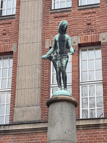 Steinbockbrunnen