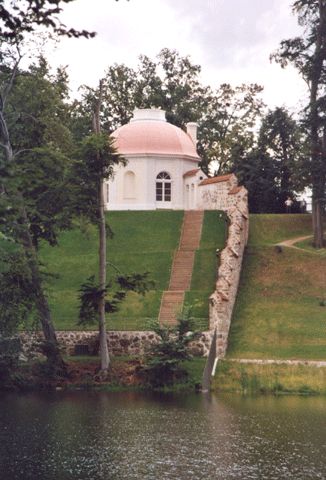 Pavillon im Schlosspark