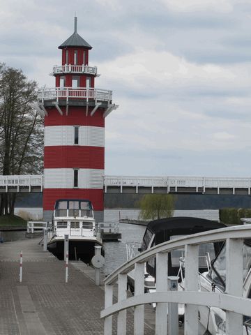 Leuchtturm im Hafendorf