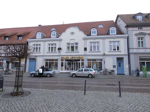 Adler-Apotheke