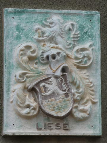 Wappen als Bauschmuck