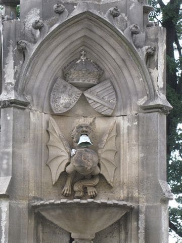 Schloss Babelsberg, Brunnen