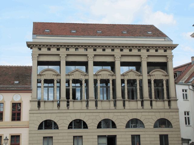 Fassade am Neuen Markt