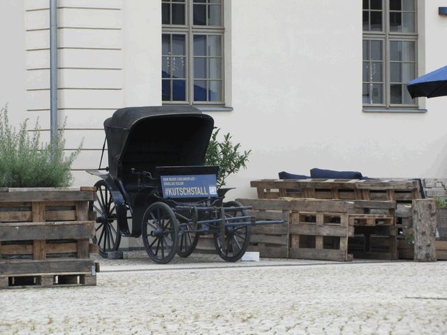 Am ehemaligen Kutschstall