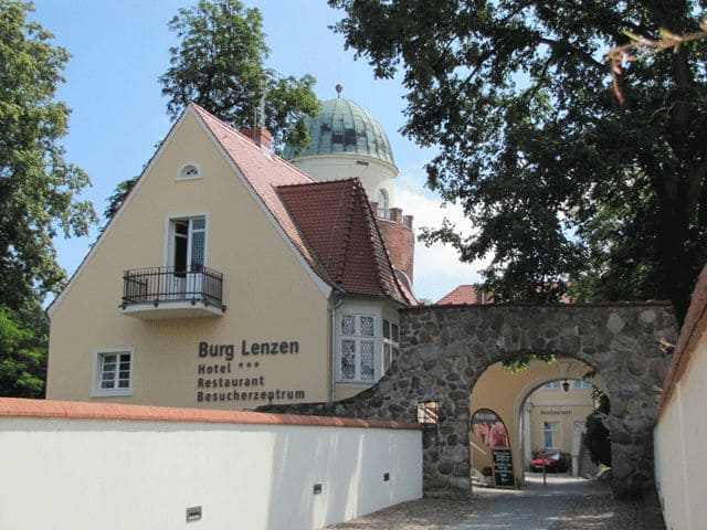Burg Lenzen