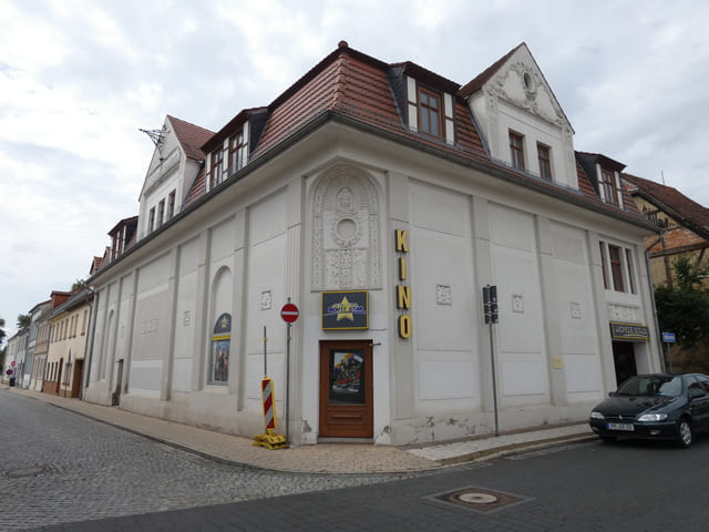 Kino Wollweberstraße 10
