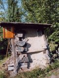 Insektenhotel im Arznei- und Gewürzgarten