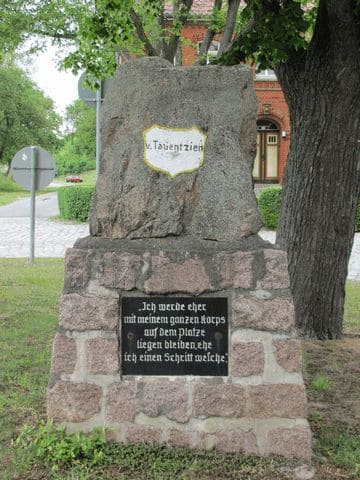 Tauentzien-Gedenkstein