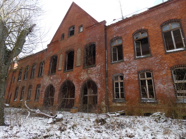 Garnisonsstadt, Militärruinen