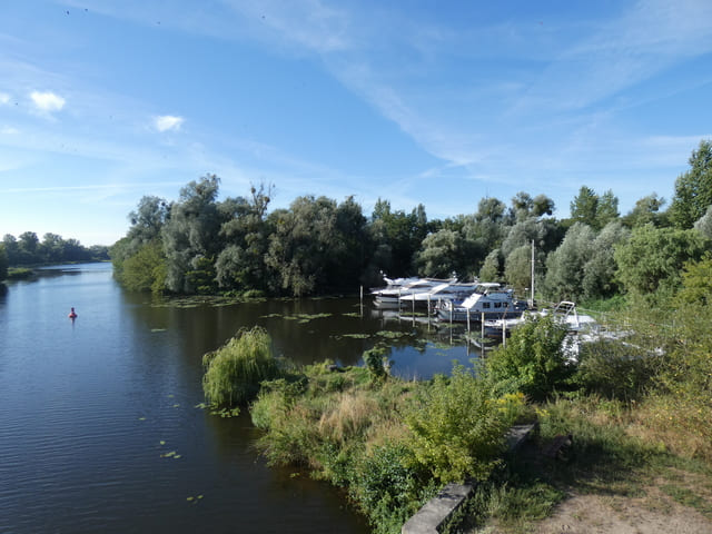 Blick von der Brücke in der Priorter Straße auf den Havelkanal