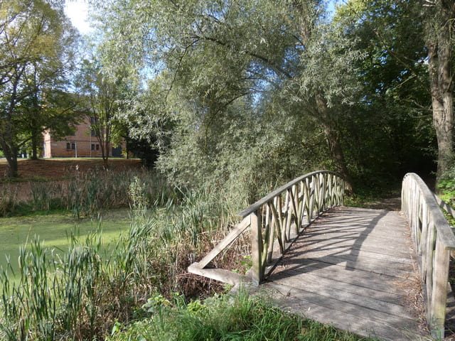 Brücke im Schlosspark