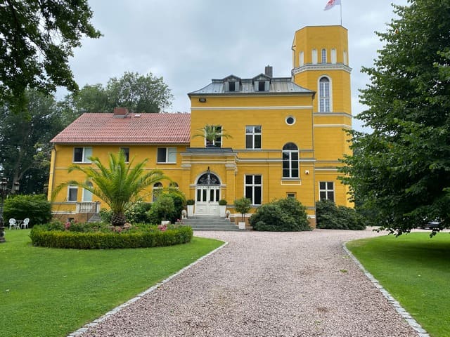 Schloss Glowe<BR />Foto von Ulrich Gießmann