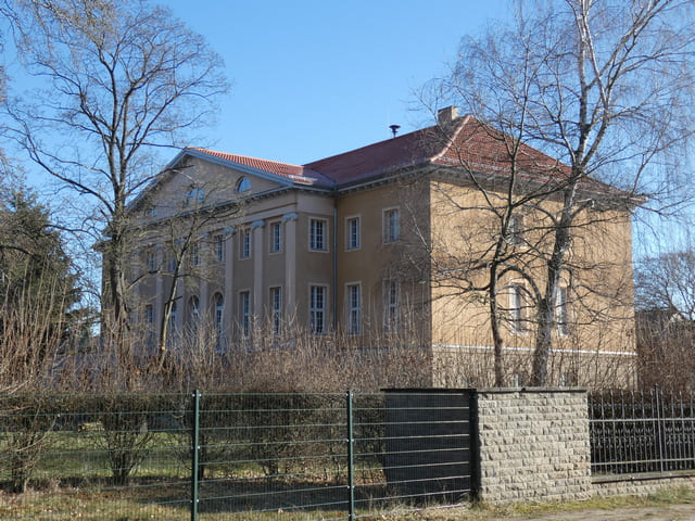 Schloss Garzau