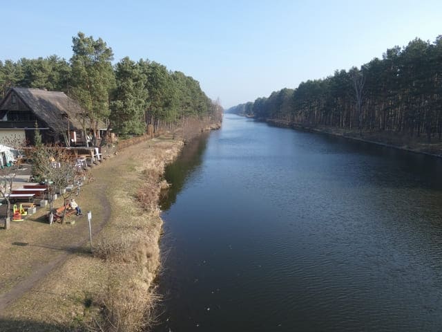 Blick von der Grabowseebrücke auf den Oder-Havel-Kanal