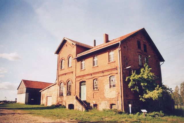 Gutshof, Brennerei