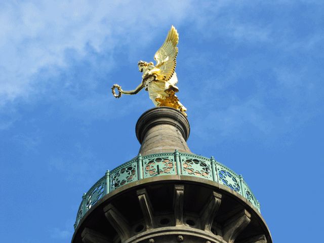 Schlachtendenkmal mit Aussichtsplattform