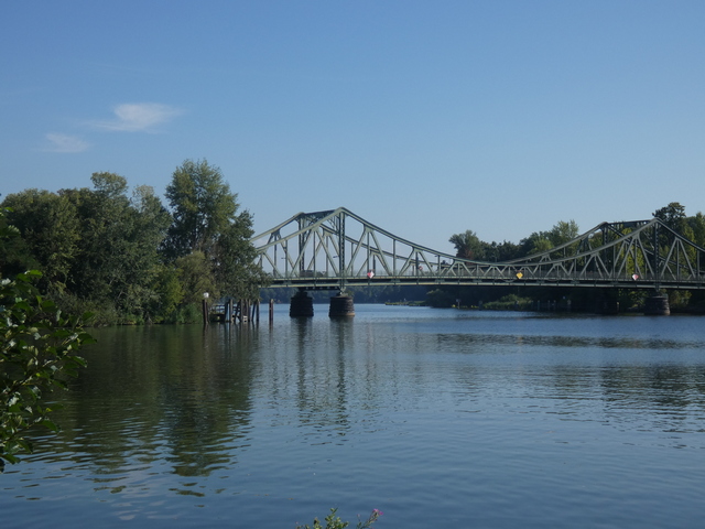 Glienicker Brücke