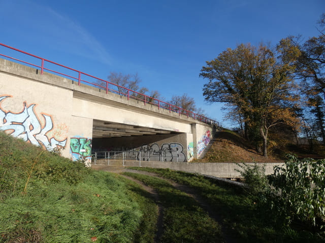 Unterführung A 10