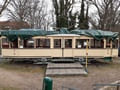 Historische Straßenbahn an der Schleuse in Kleinmachnow