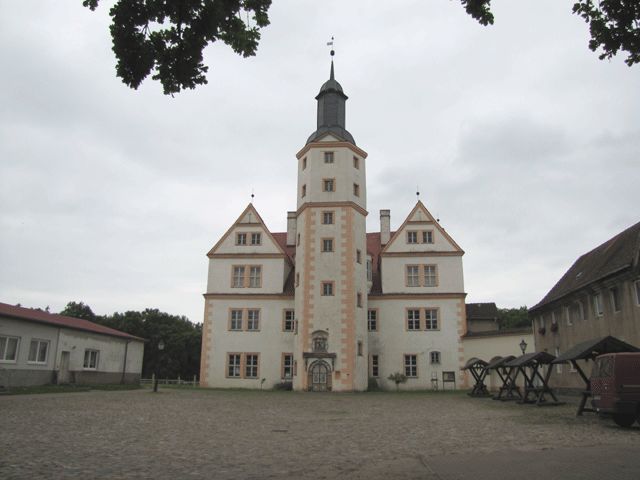 Schloss Demerthin