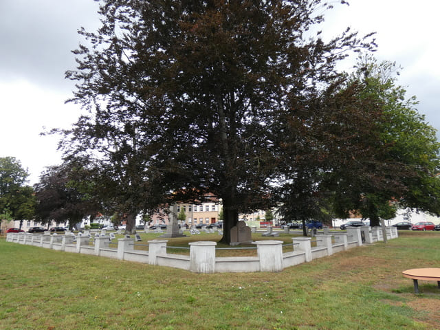 Sowjetischer Ehrenfriedhof