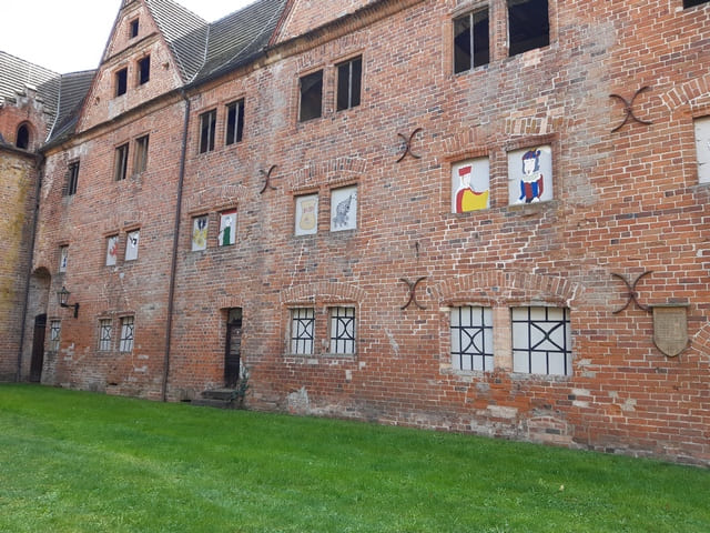 Plattenburg, Knappenhaus
