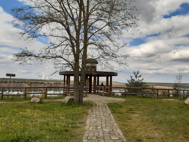 Glockenturm am Aussichtspunkt