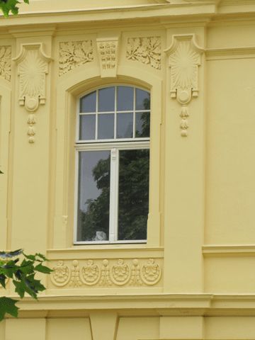 Schloss Gerswalde, Fensterschmuck