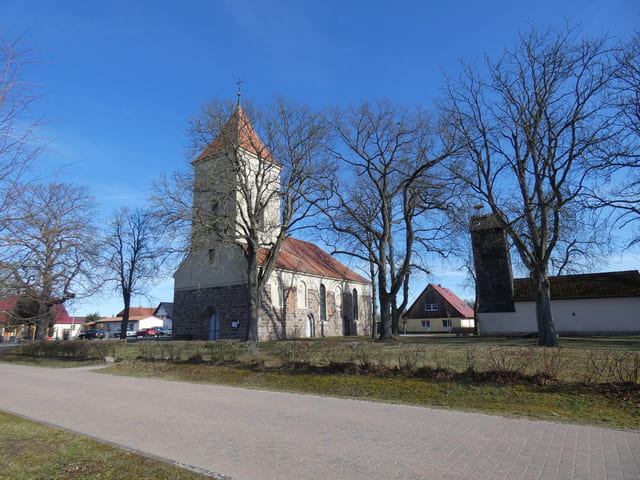 Kirche Röddelin