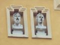 Skulpturen am Schloss