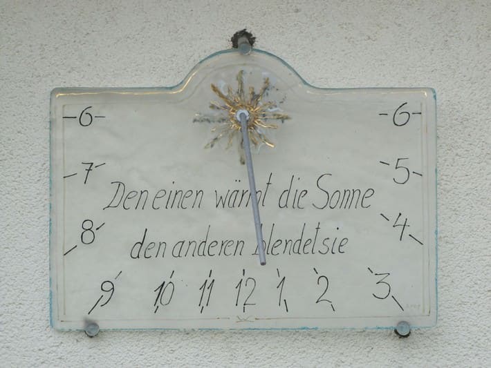 Sonnenuhr